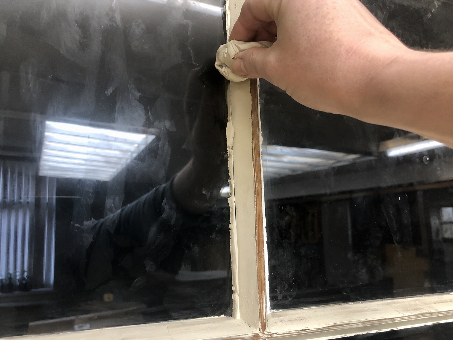 Single Glazed Window Repairs Stamford – Traditional Sash Window Reglazing